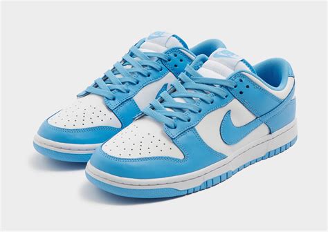 nike donkerblauw|blue Nike dunk shoes.